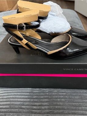 New Vince Camuto Black Patent Kitten Heel Slingbacks